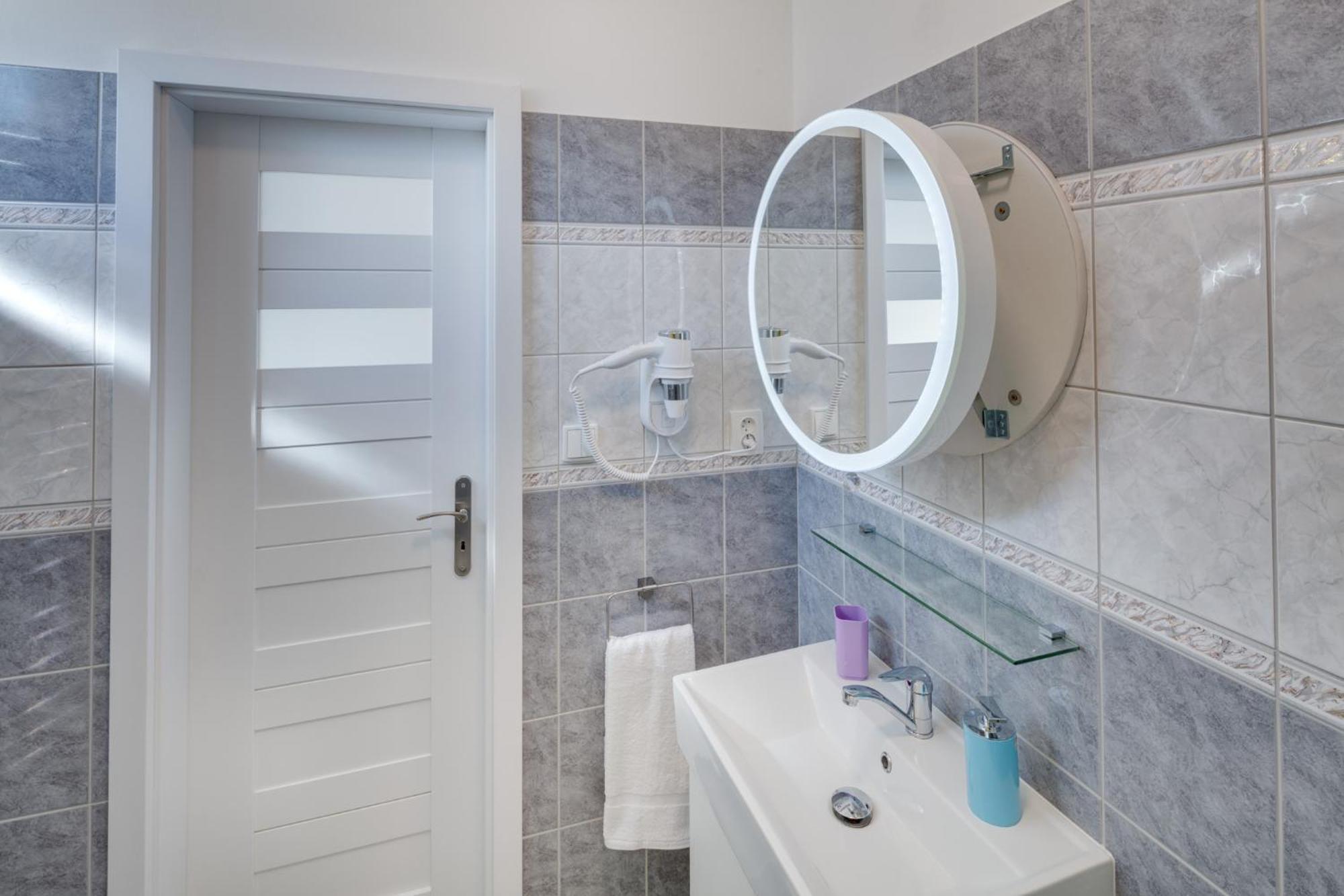 Apartements Studio 964 Libeznice Ngoại thất bức ảnh