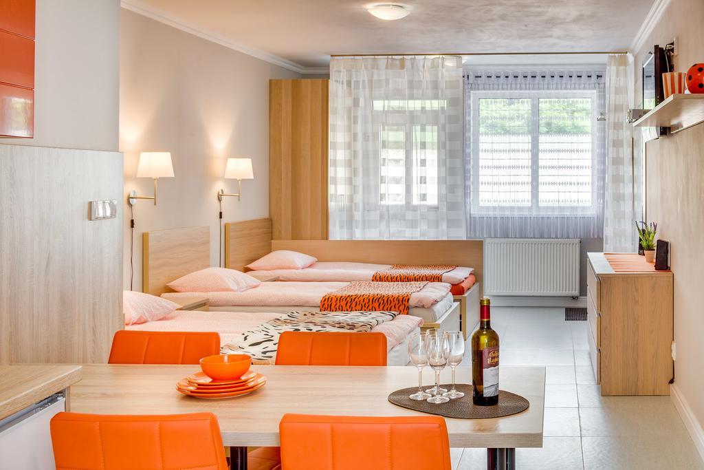 Apartements Studio 964 Libeznice Ngoại thất bức ảnh